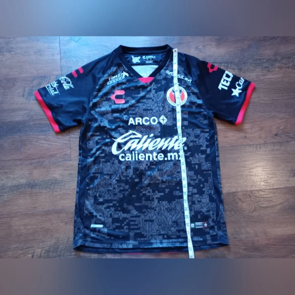 Charly Arco caliente Club Tijuana Katracho number 9 Jersey shirt Size M - Picture 2 of 7